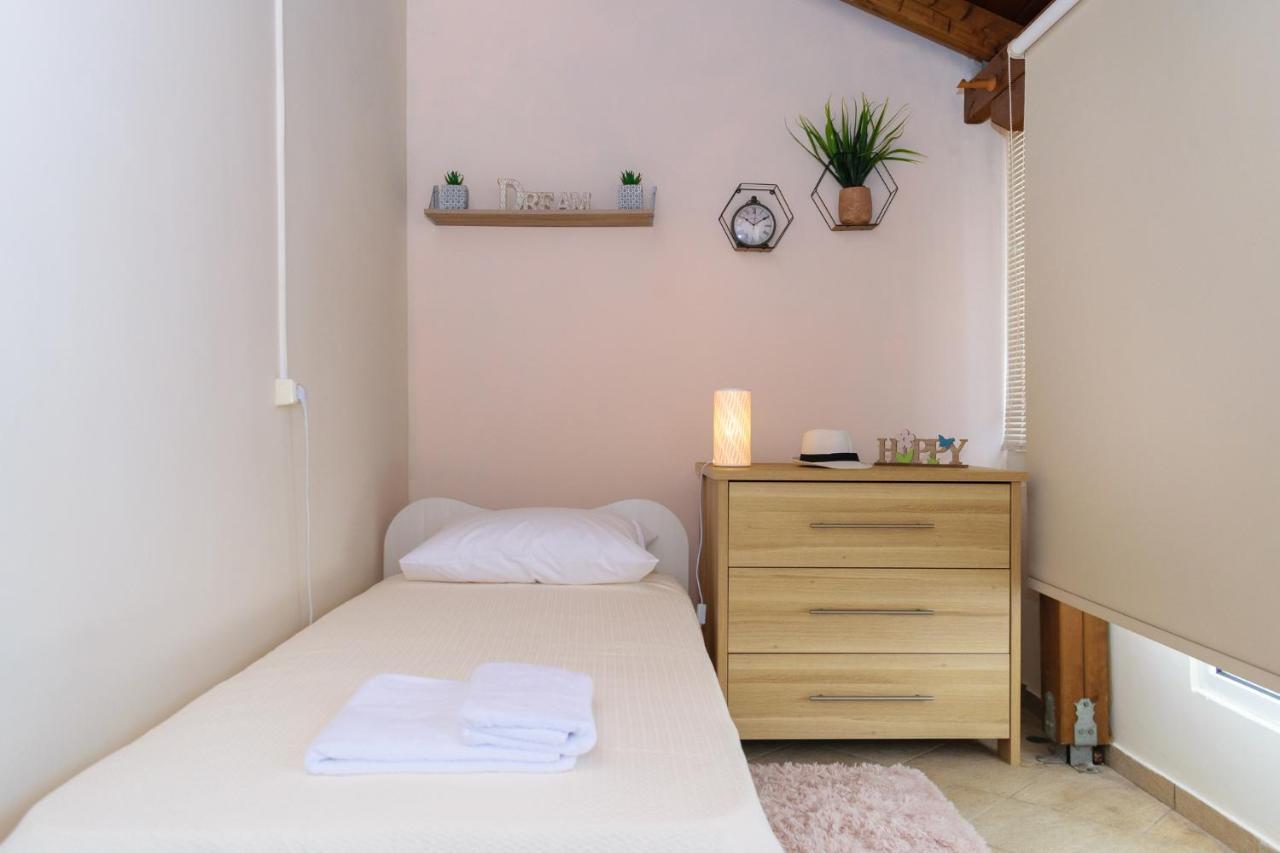 Central Penthouse In Quiet Neighborhood Near Sandy Beach Chania  Exterior foto
